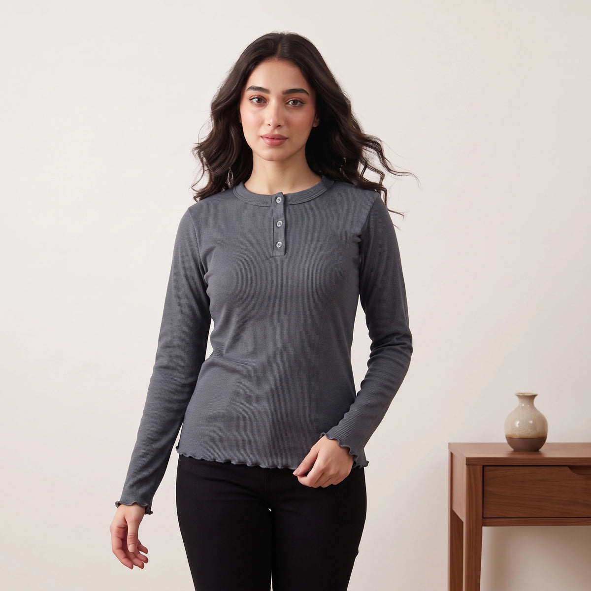 VALYA Essential Ribbed Henley Top