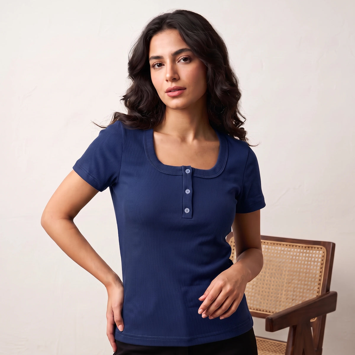 تيشيرت حريمي نص كم مربع بأزرار Ribbed Cotton Slim Fit