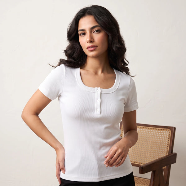 تيشيرت حريمي نص كم مربع بأزرار Ribbed Cotton Slim Fit