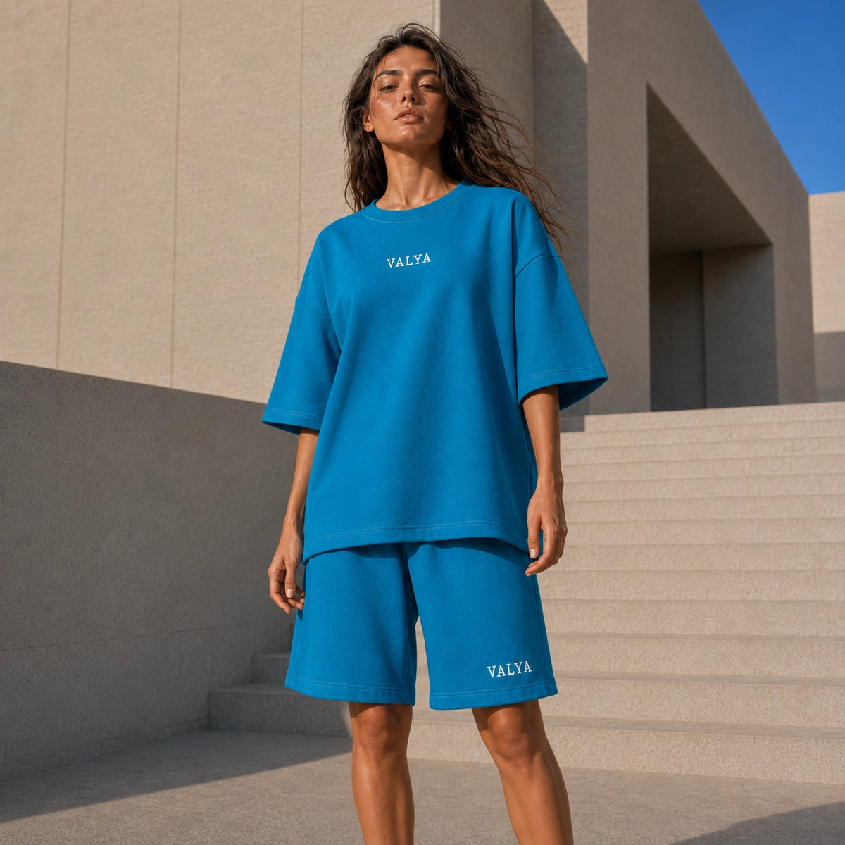 طقم تيشيرت وشورت حريمي أوفرسايز - VALYA Cozy Oversized Set
