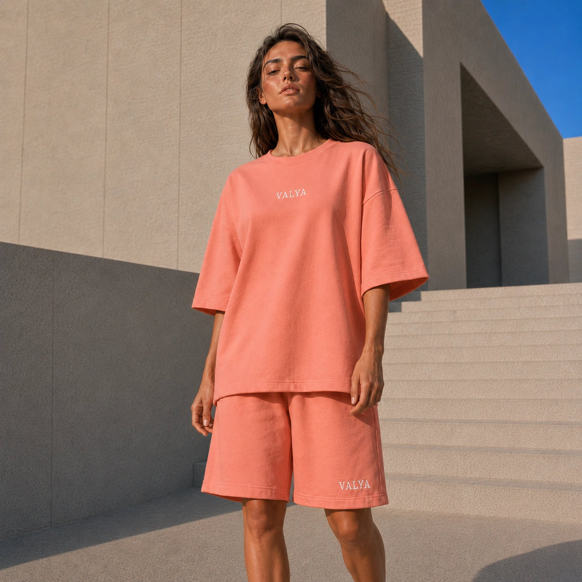 طقم تيشيرت وشورت حريمي أوفرسايز - VALYA Cozy Oversized Set
