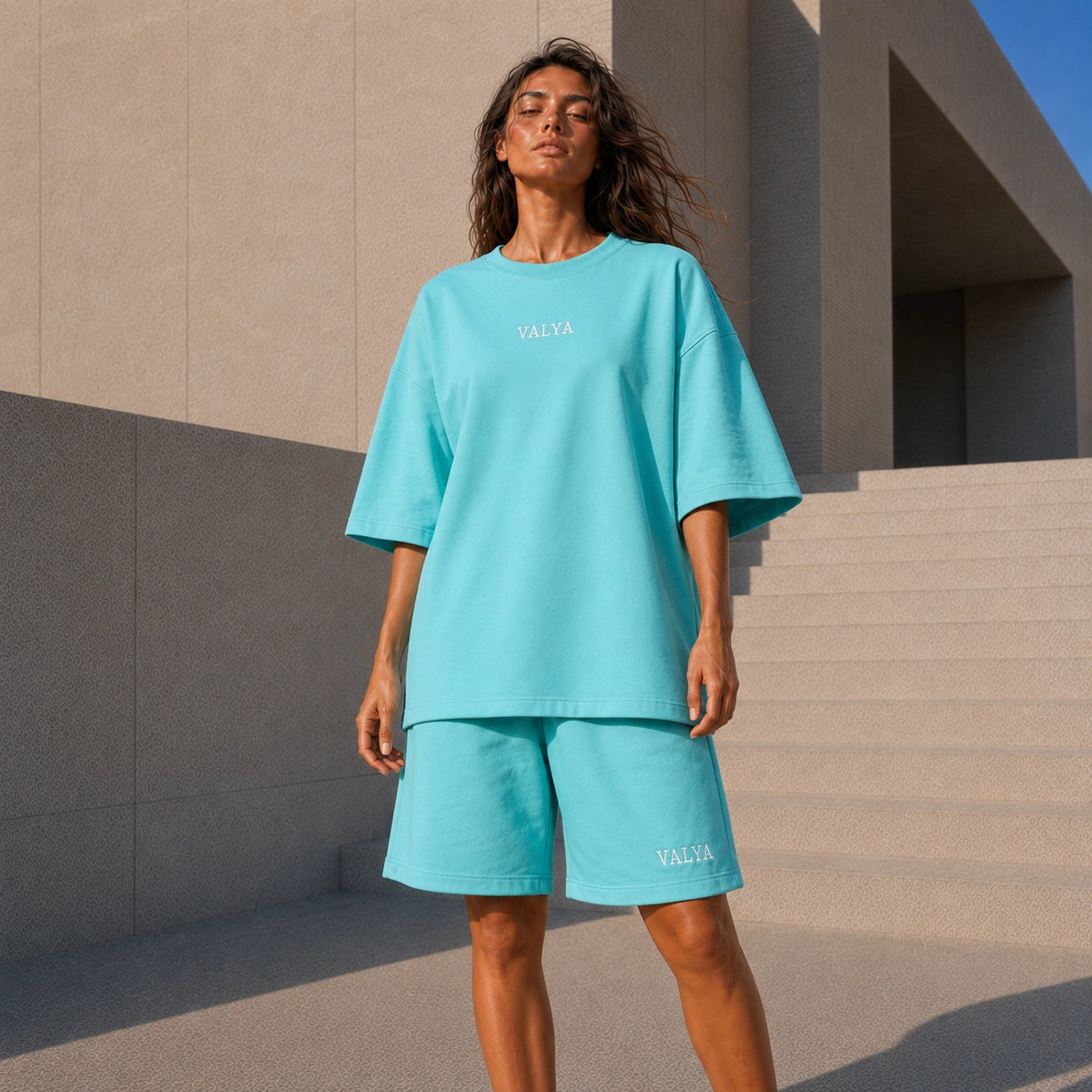 طقم تيشيرت وشورت حريمي أوفرسايز - VALYA Cozy Oversized Set